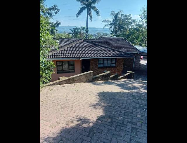 3 BEDROOM HOUSE FOR SALE IN NEWLANDS WEST